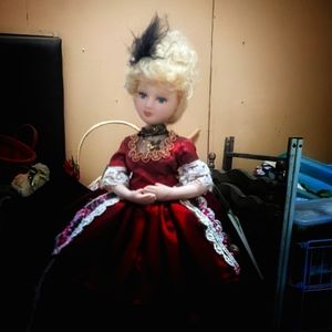 Meet your Posher, Dawn